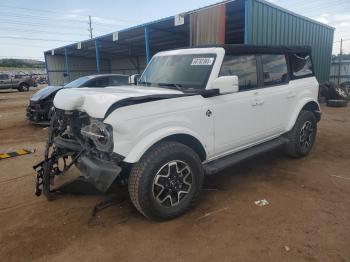  Salvage Ford Bronco