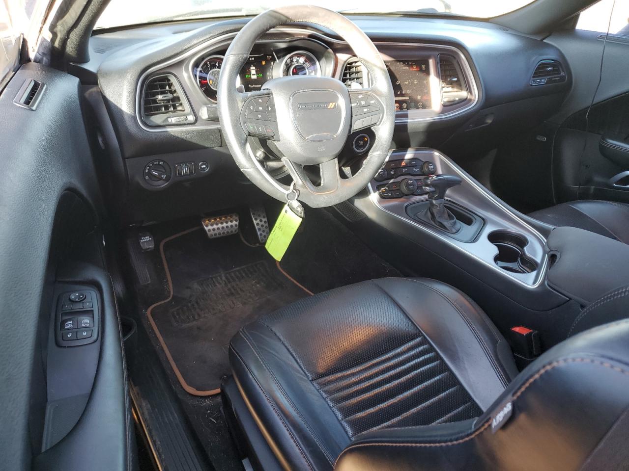 Dodge Challenger R/t Image 6