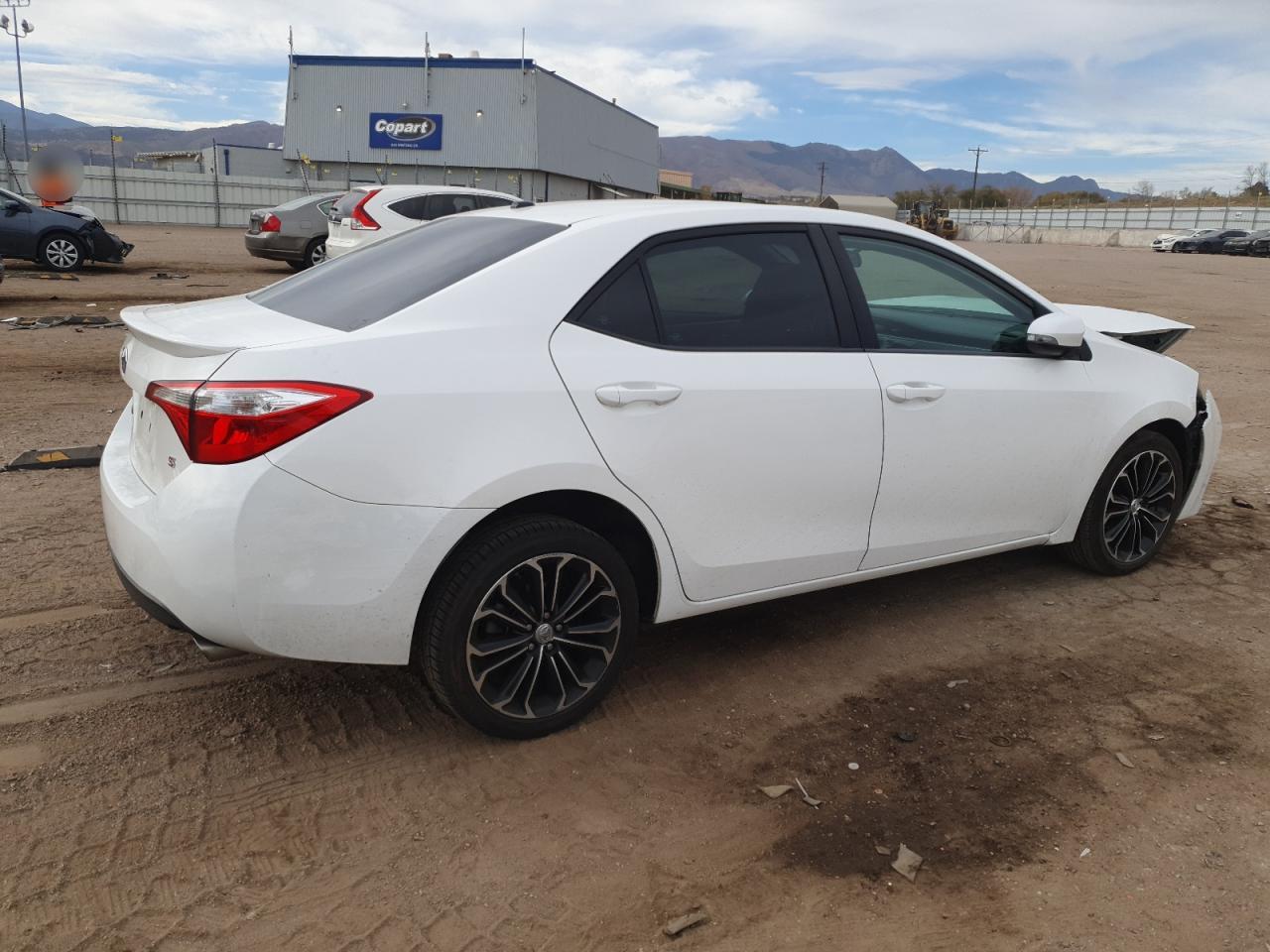 Toyota Corolla L Image 8