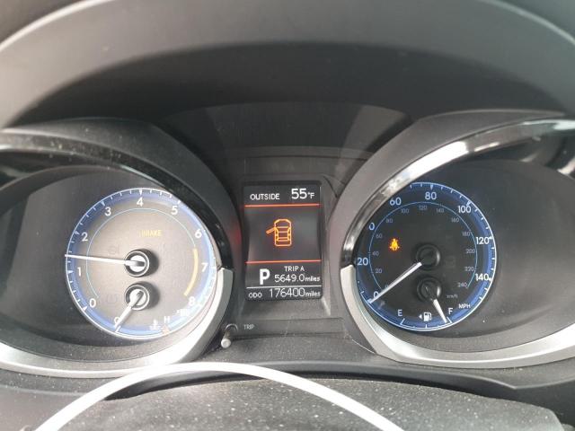 Toyota Corolla L Image 2