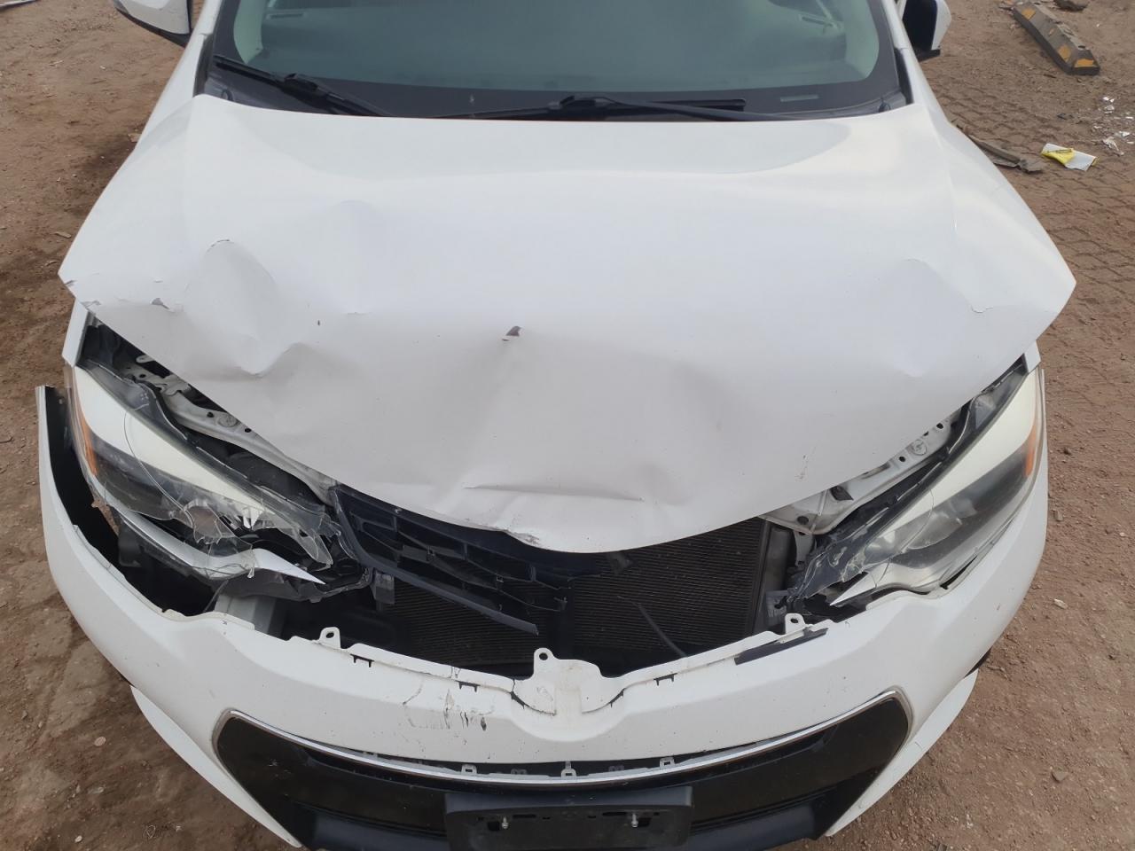 Toyota Corolla L Image 10