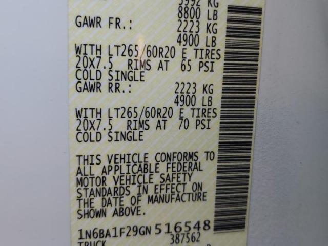 Nissan Titan Sl Image 8