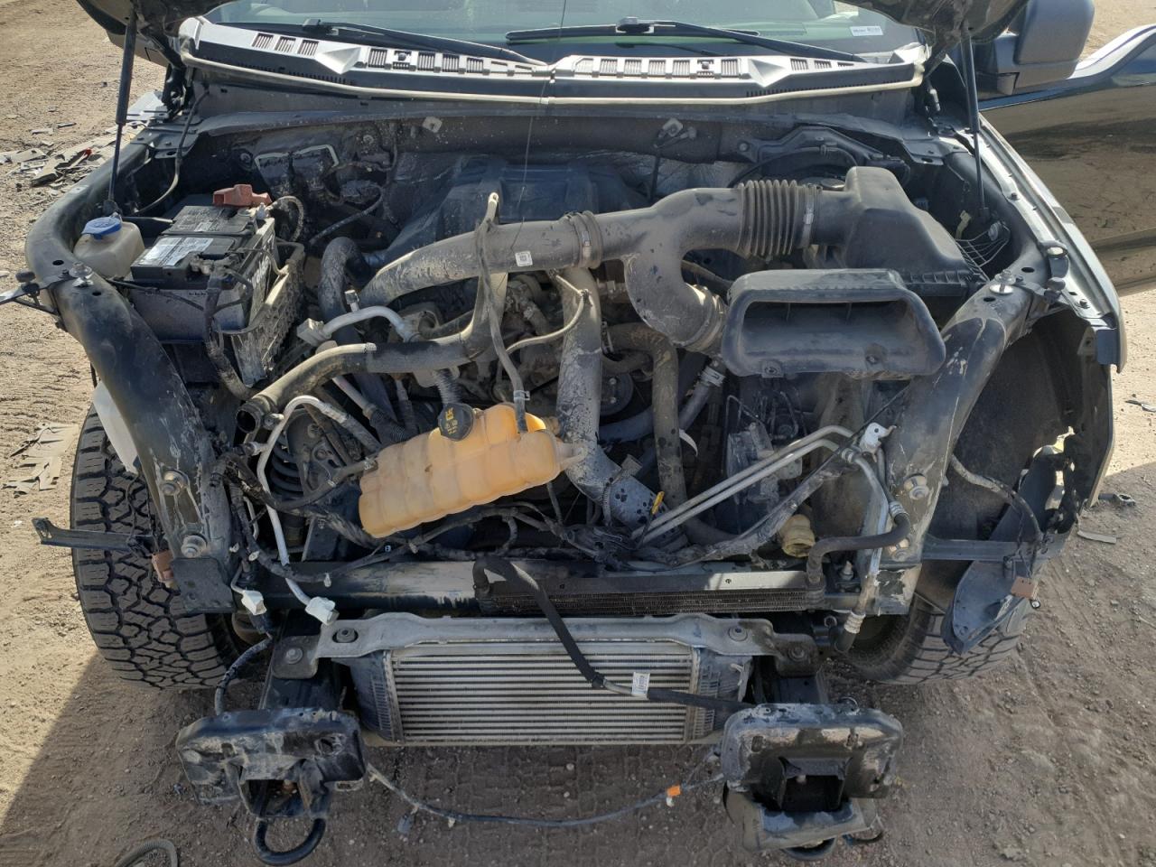 Ford F-150 Super Cab Image 9