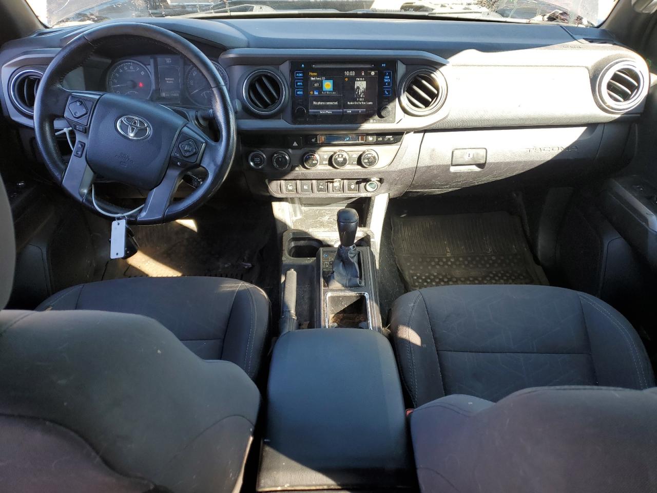 Toyota Tacoma Double Cab Image 4