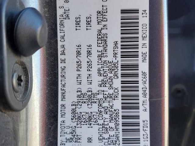 Toyota Tacoma Double Cab Image 6