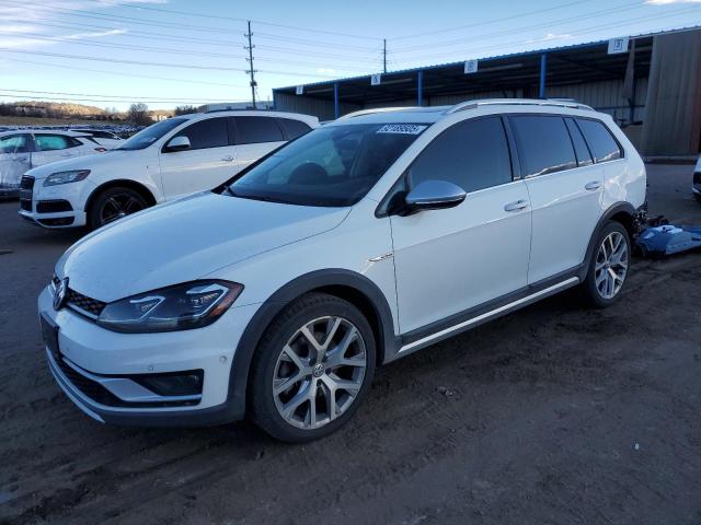  Salvage Volkswagen Golf