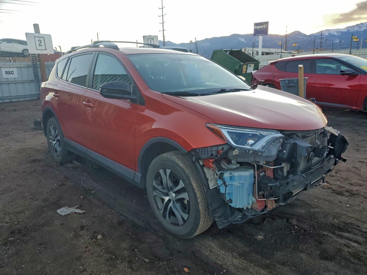 Toyota RAV4 Le Image 9