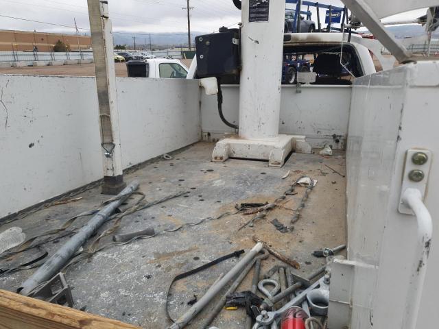 Ford F-450 Super Duty Image 7