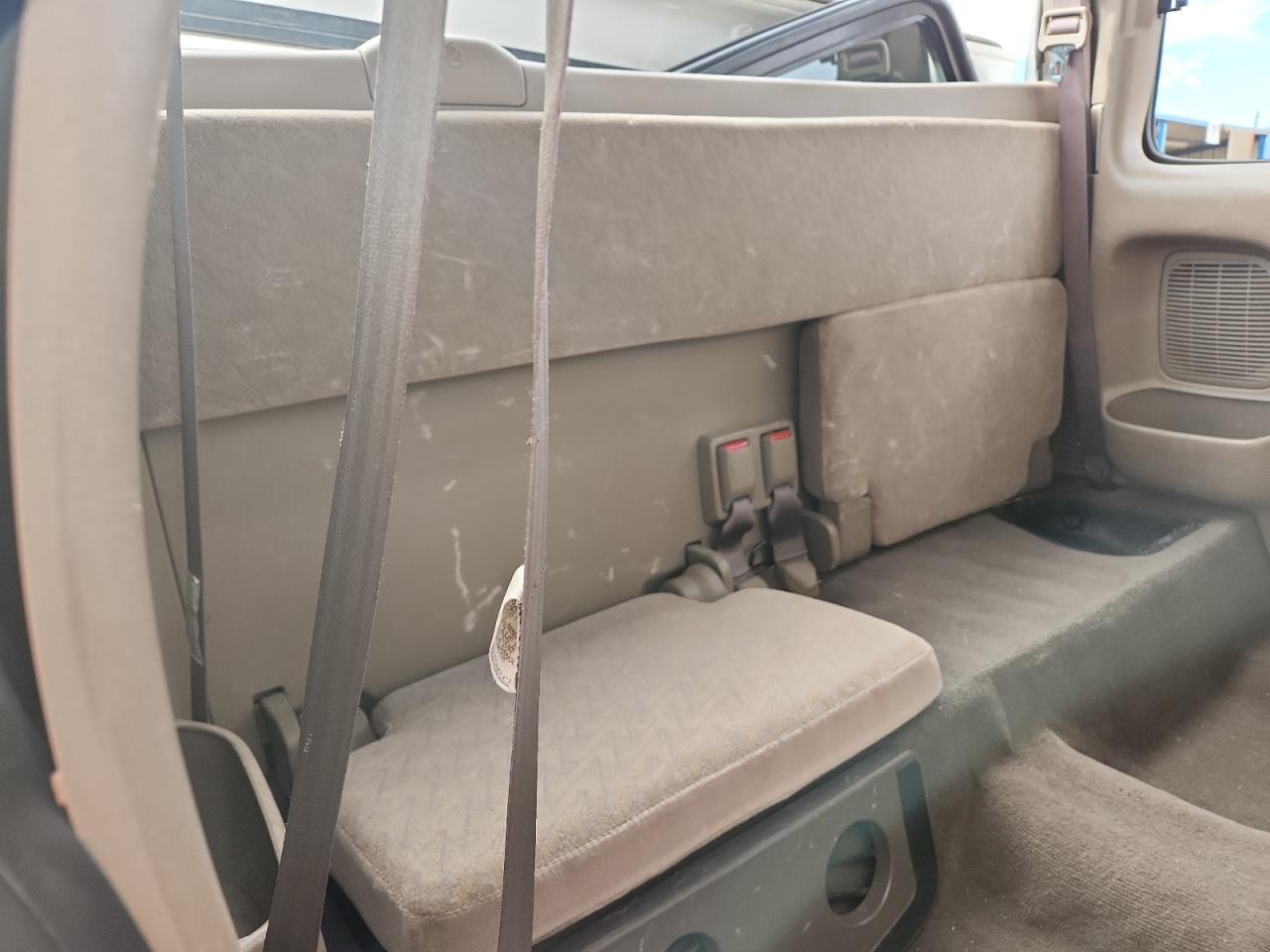 Toyota Tacoma Xtracab Image 12