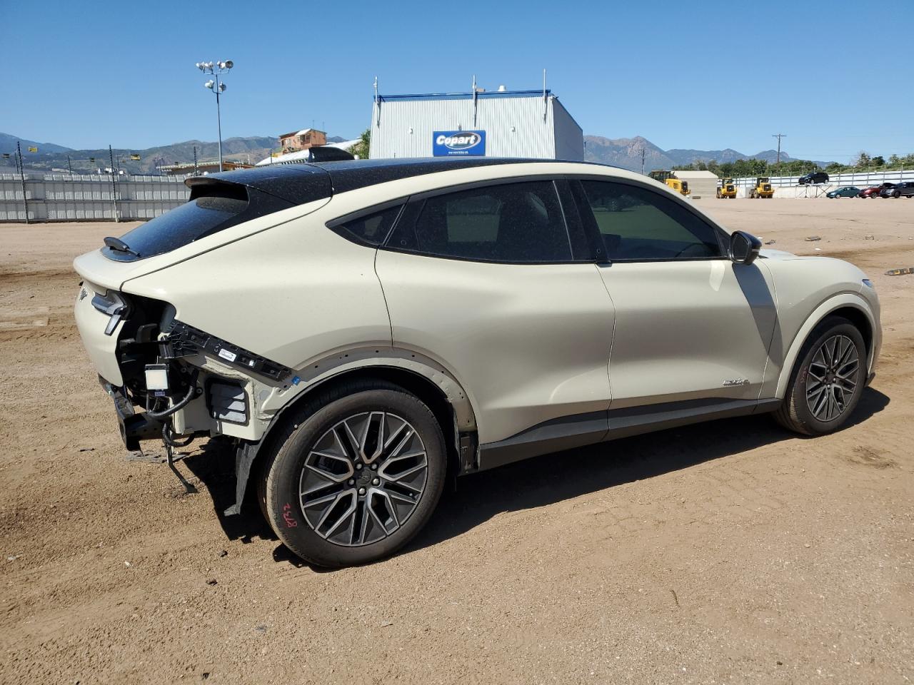 Ford Mustang Premium Image 3