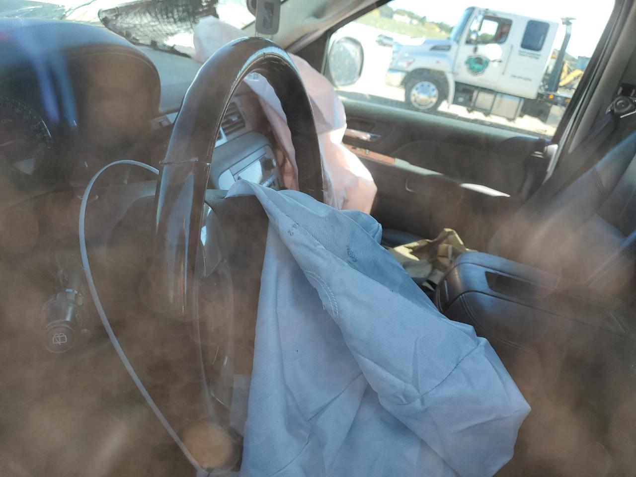 GMC Yukon K1500 Slt Image 6