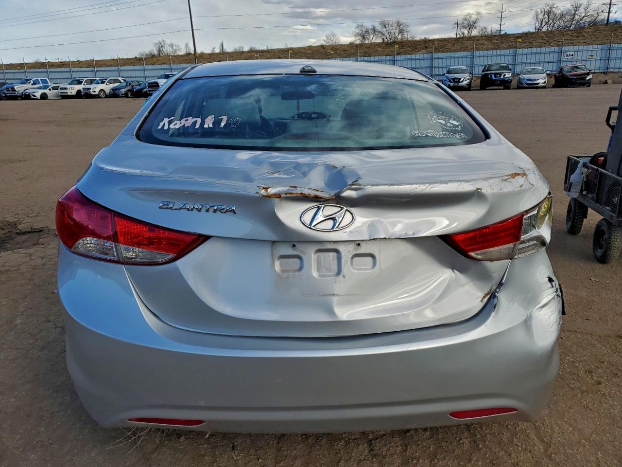 Hyundai ELANTRA Gls Image 13