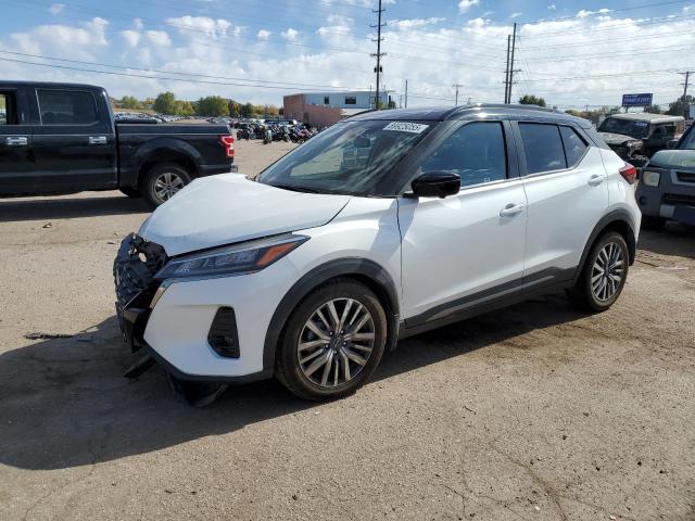  Salvage Nissan Kicks