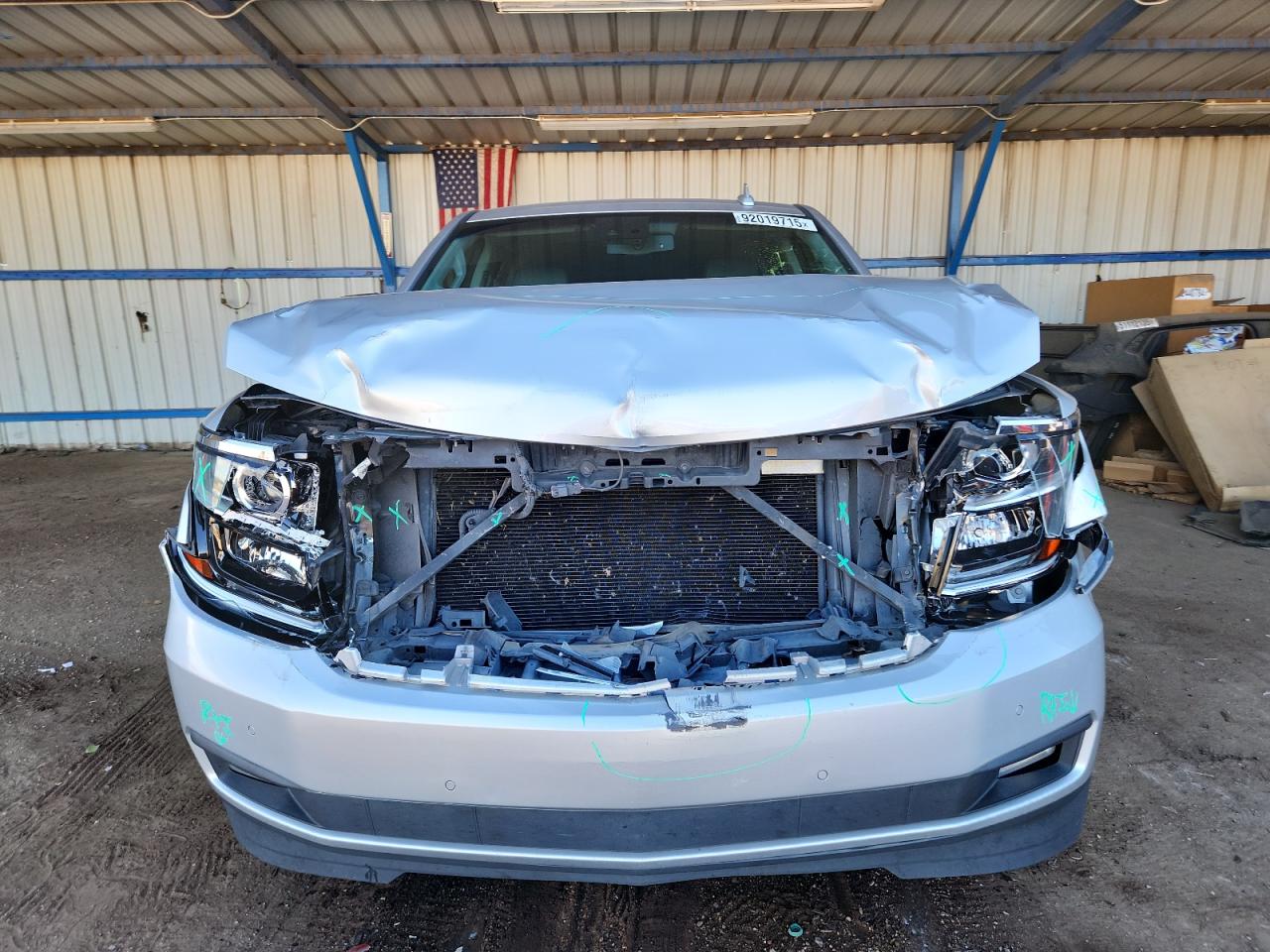 Chevrolet Suburban C1500 Lt Image 8