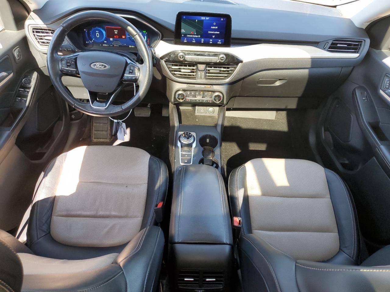 Ford Escape Titanium Image 7