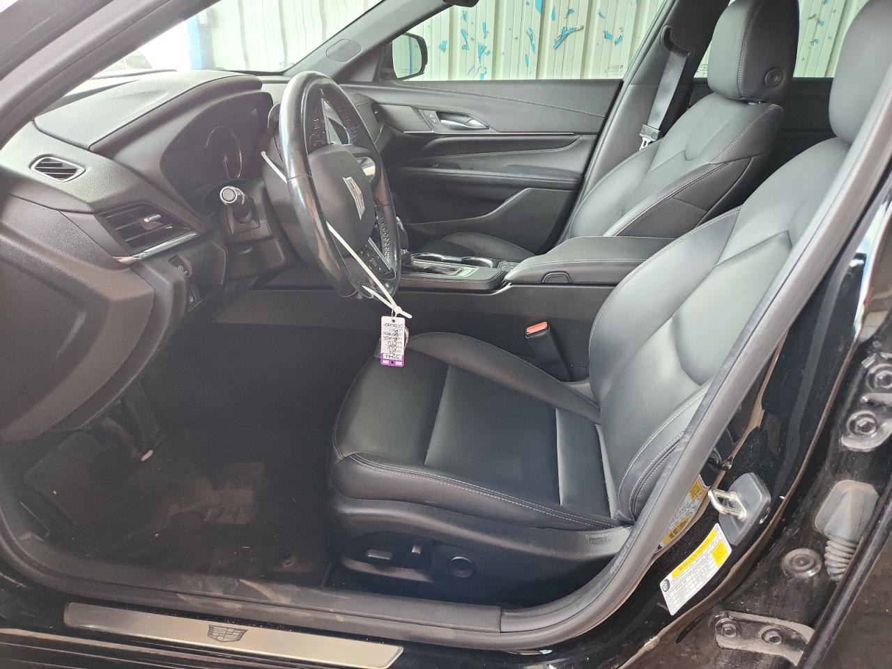 Cadillac CT4 Luxury Image 4