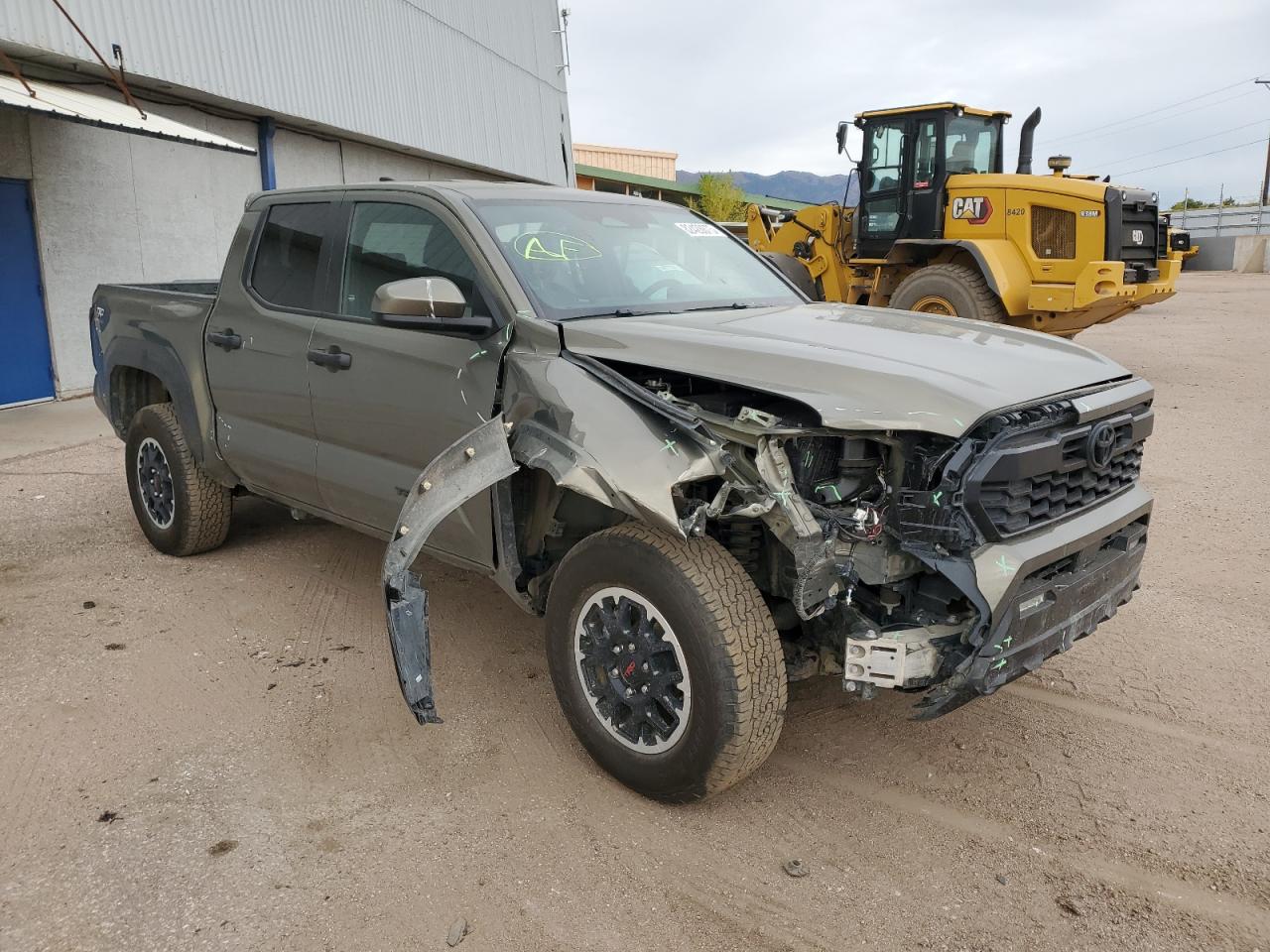 Toyota Tacoma Double Cab Image 3