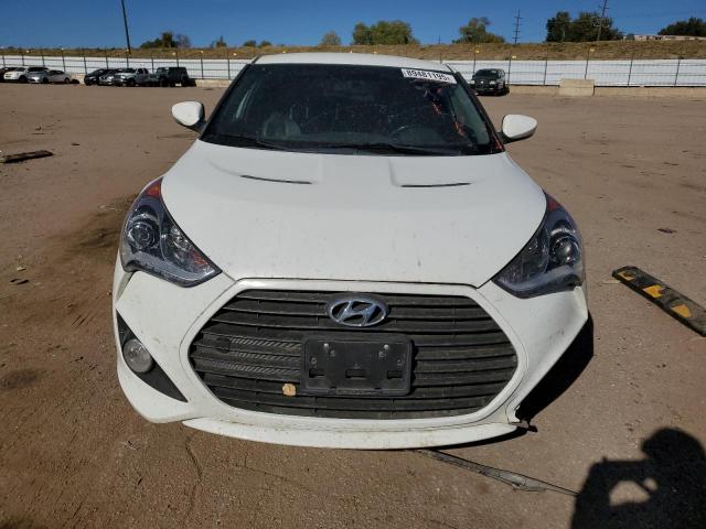 Hyundai VELOSTER Turbo Image 4