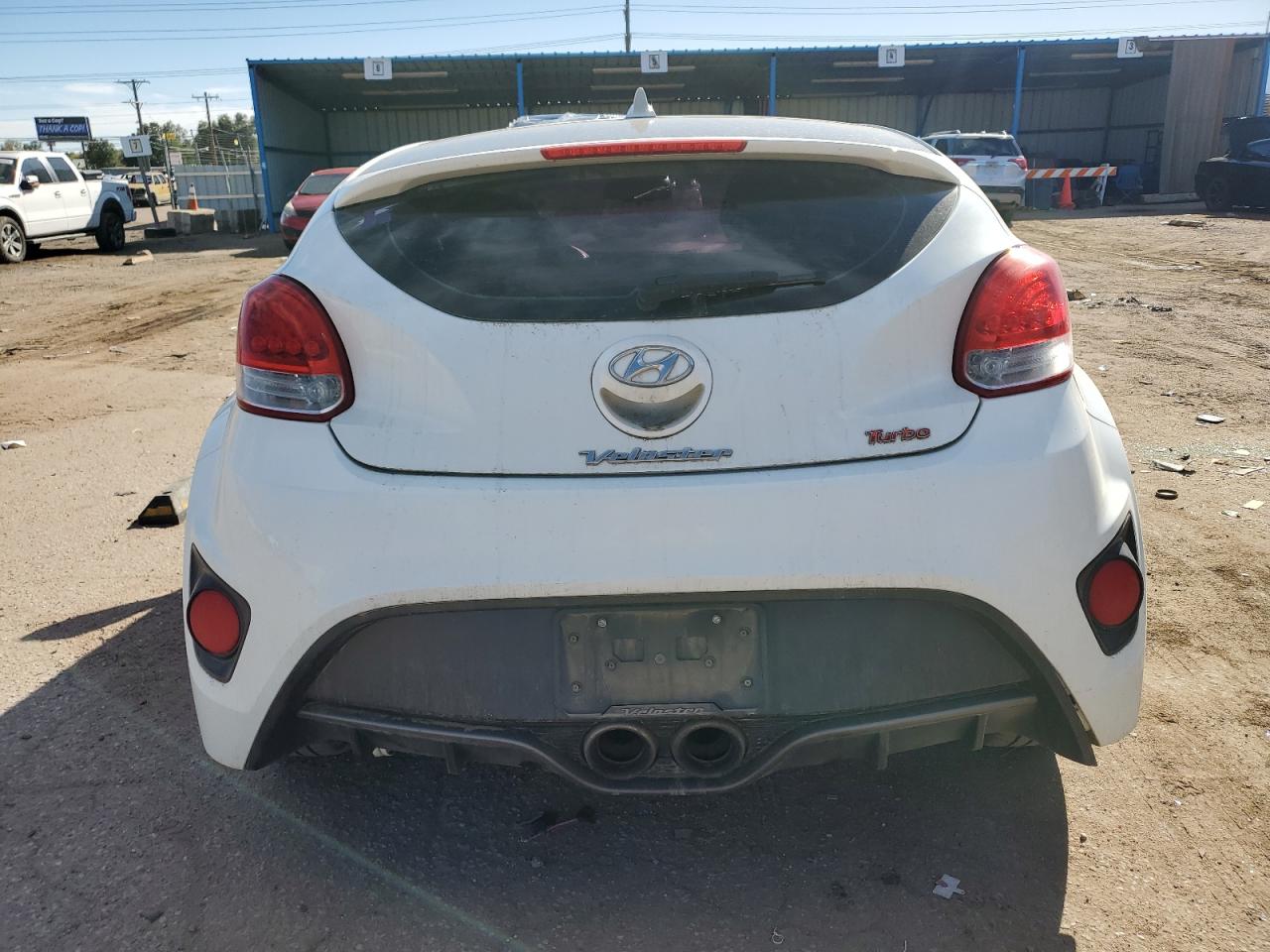 Hyundai VELOSTER Turbo Image 11