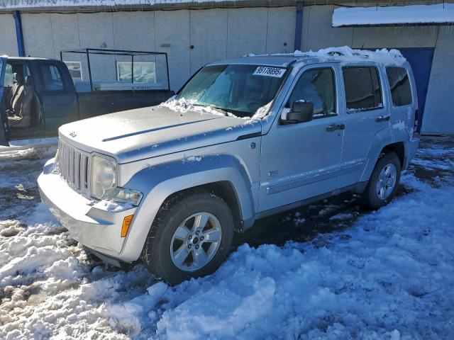  Salvage Jeep Liberty