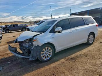  Salvage Toyota Sienna