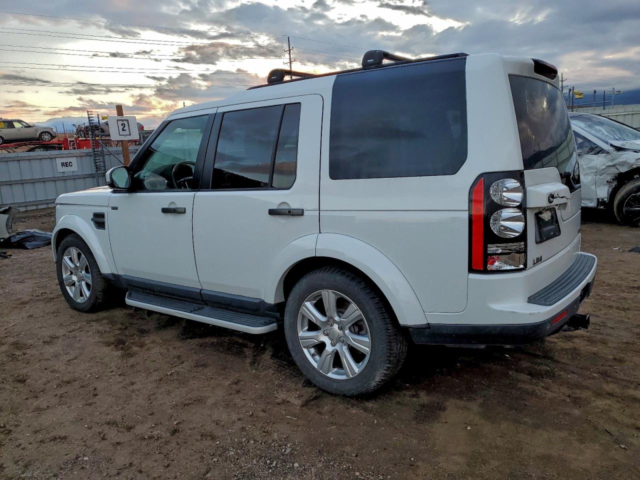 Land Rover LR4 Hse Image 2