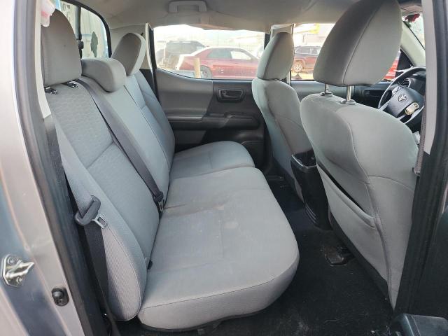 Toyota Tacoma Double Cab Image 10