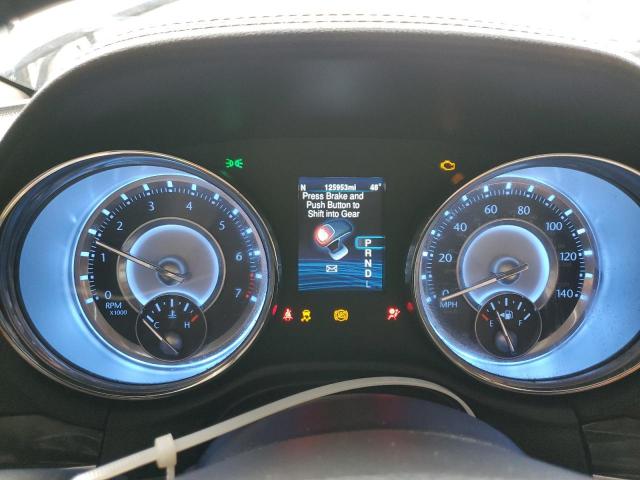 Chrysler 300 Image 7