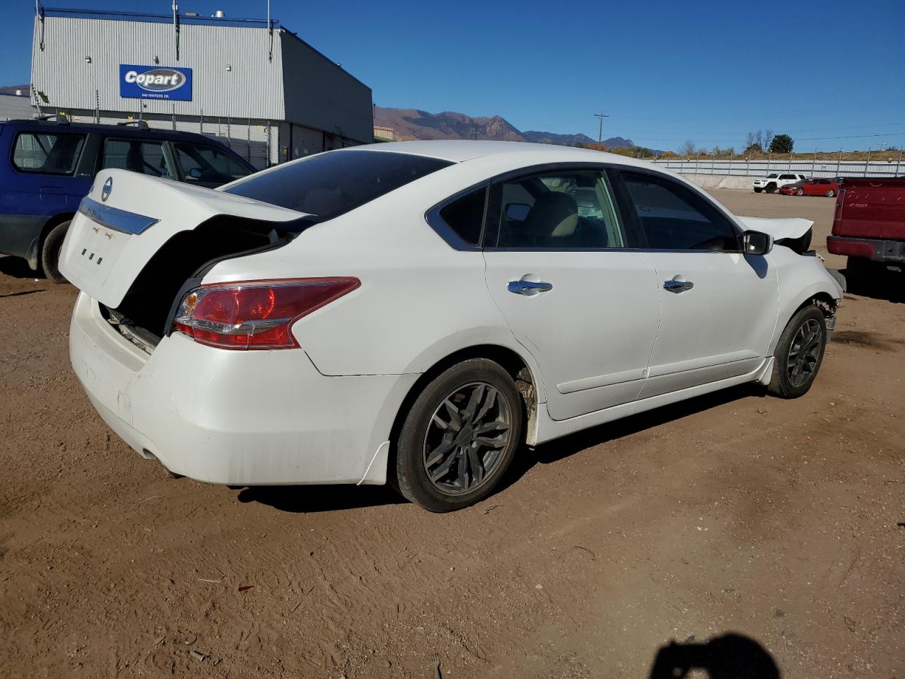 Nissan Altima 2.5 Image 3