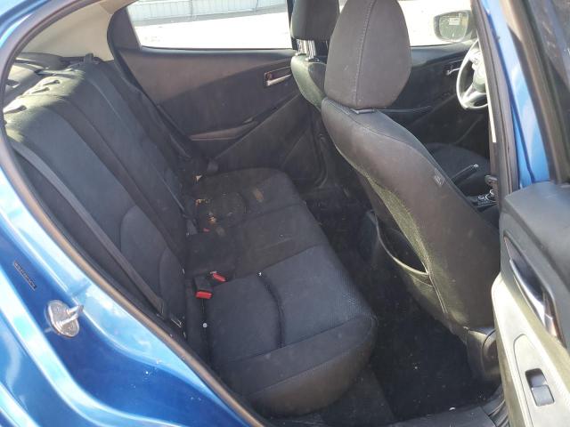 Toyota Yaris Image 10