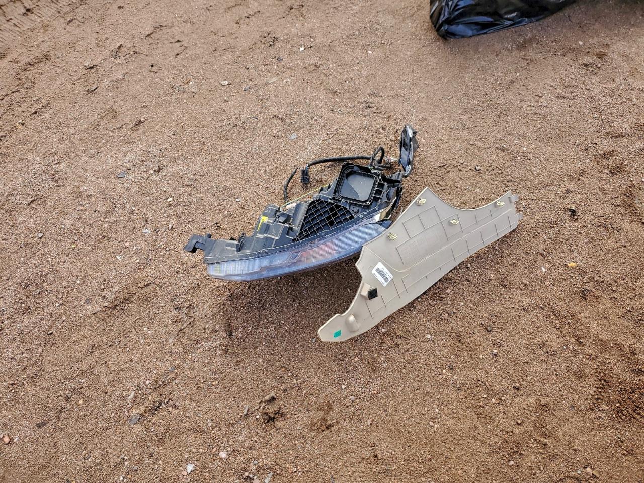 Saturn Aura Xe Image 9