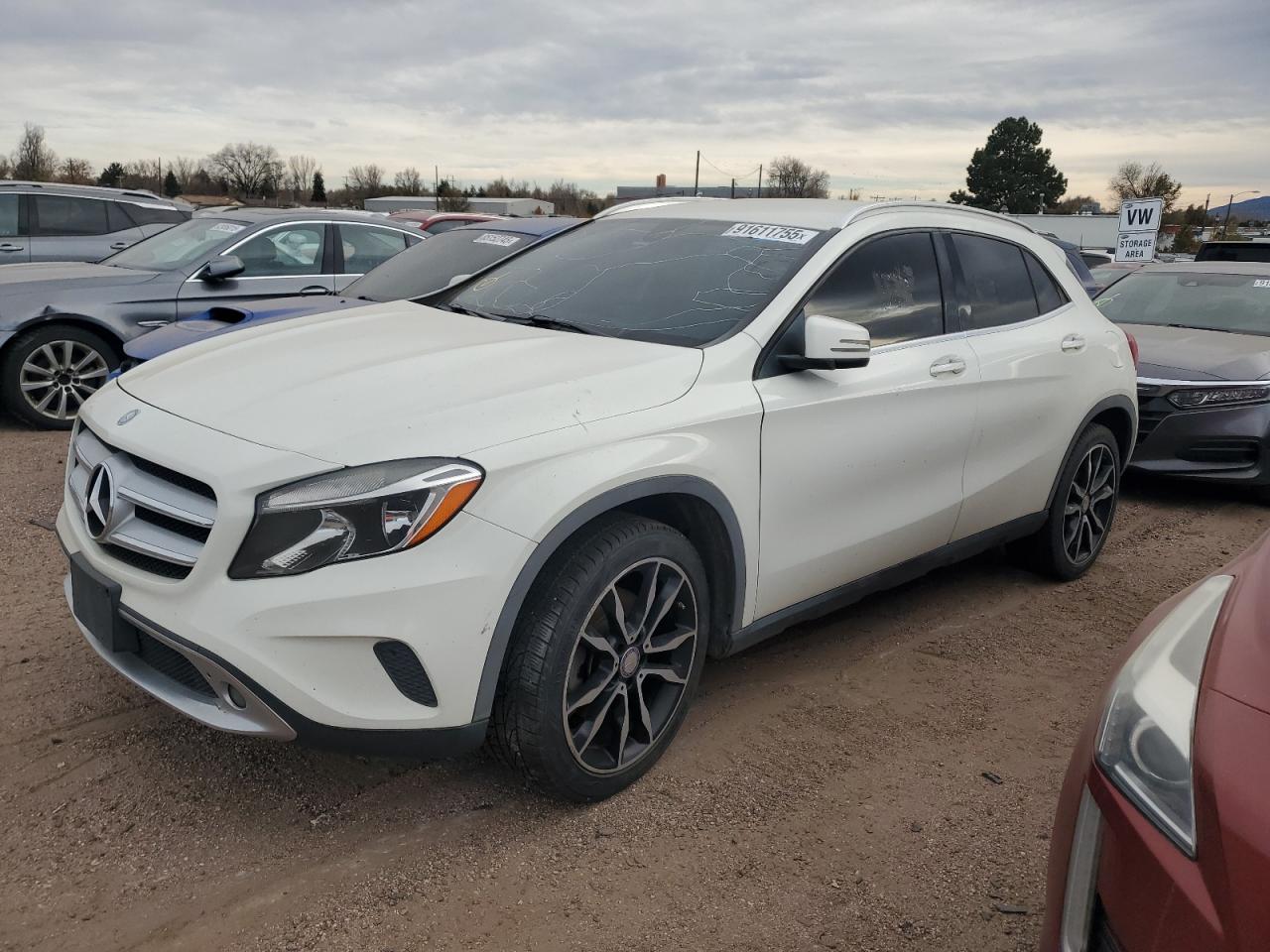 Mercedes-Benz GLA 250 4matic Image 1