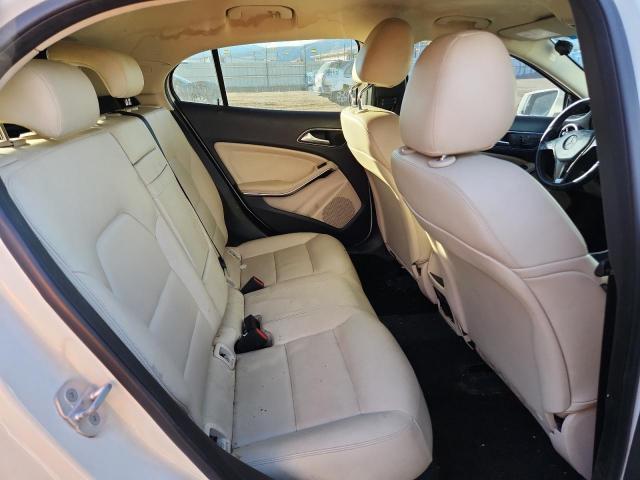 Mercedes-Benz GLA 250 4matic Image 7