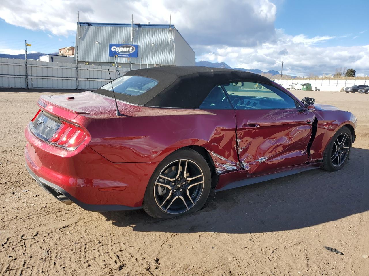 Ford Mustang Image 5