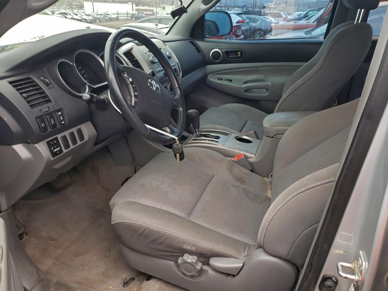 Toyota Tacoma Double Cab Image 7