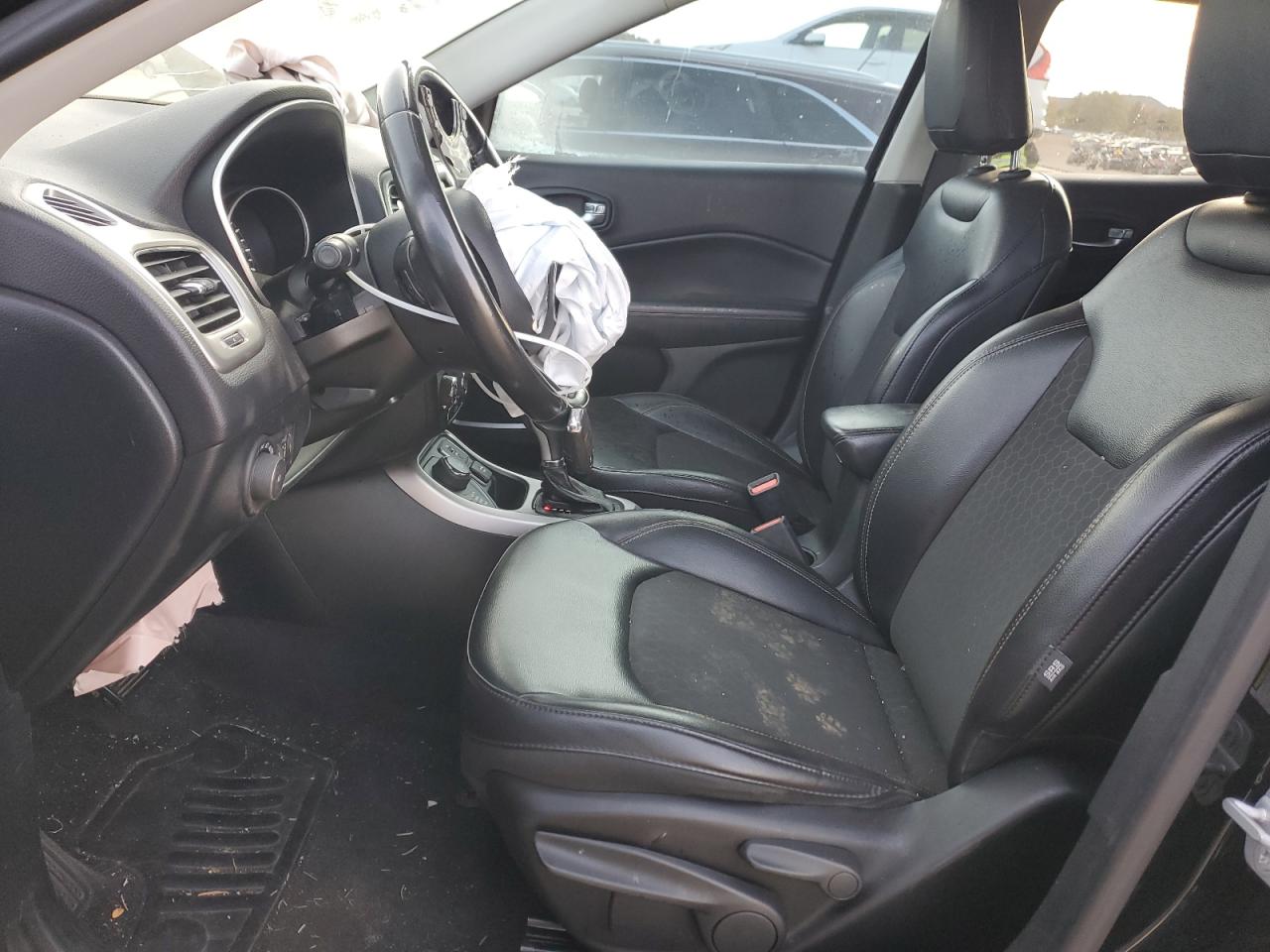 Jeep Compass Latitude Image 6