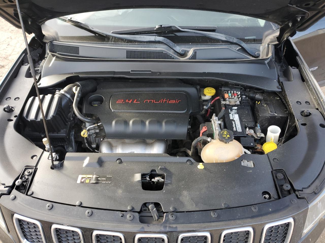 Jeep Compass Latitude Image 12