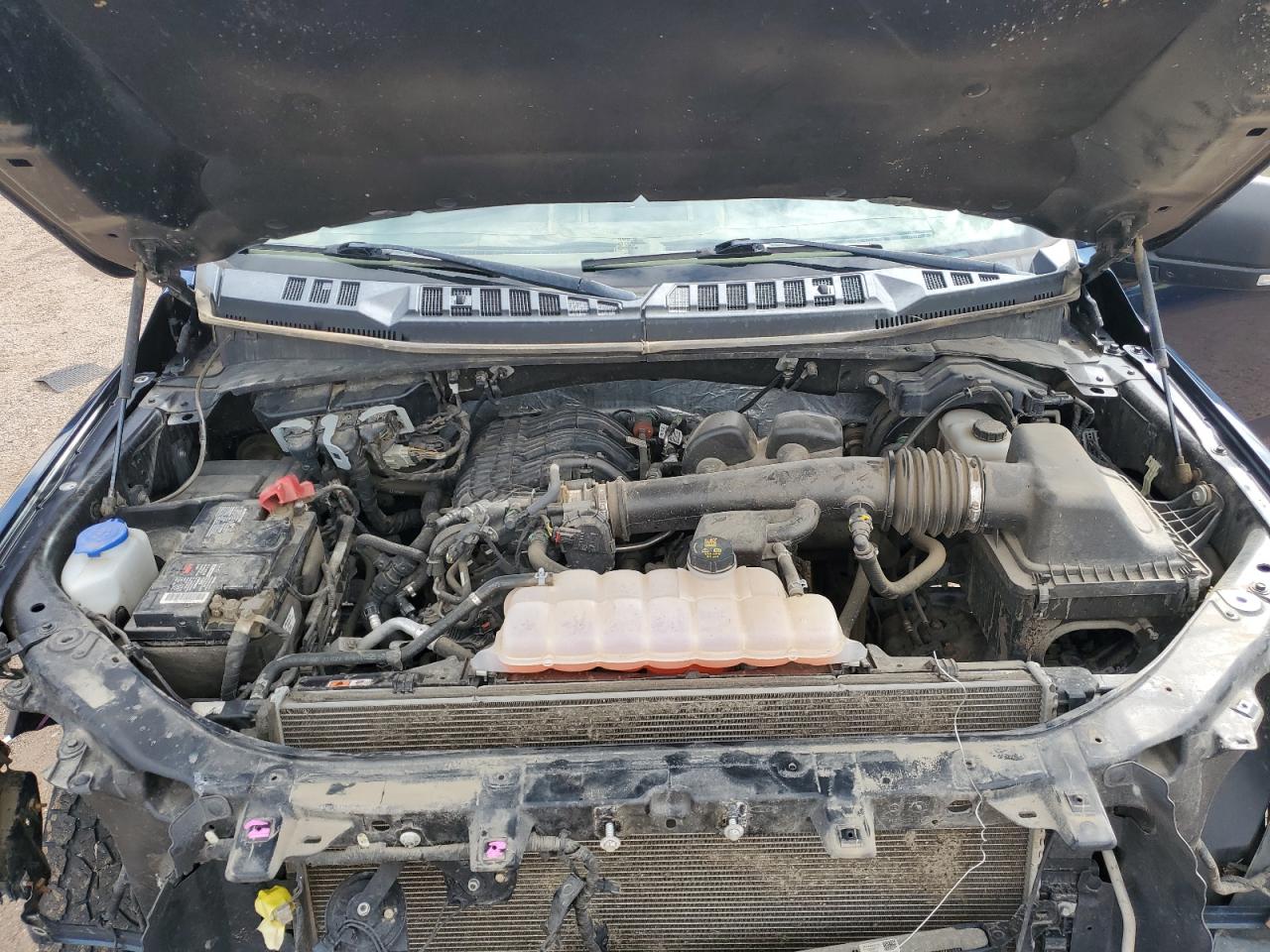 Ford F-150 Supercrew Image 10