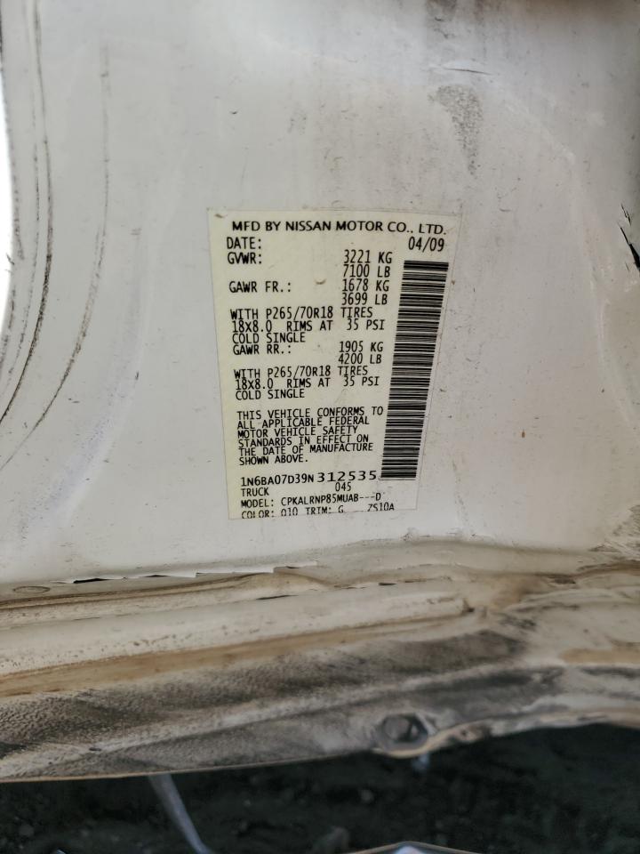 Nissan Titan Xe Image 3