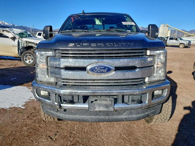 Ford F-250 Super Duty Image 8