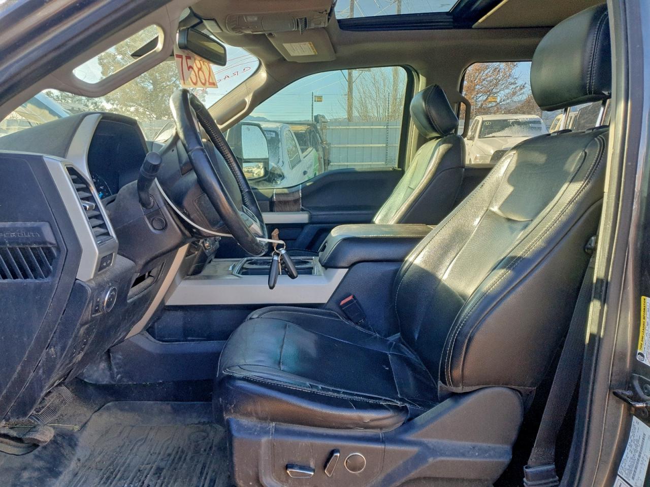 Ford F-250 Super Duty Image 10