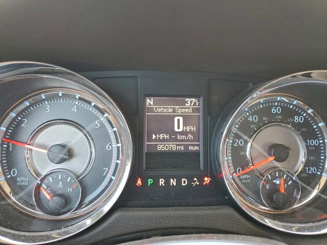 Chrysler Minivan Touring L Image 6