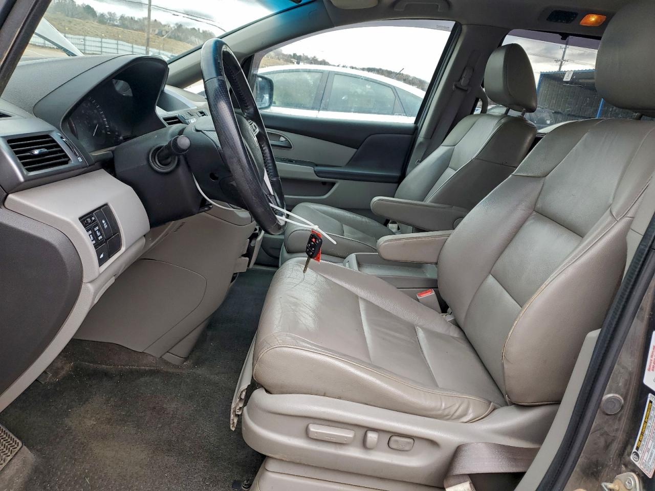 Honda Odyssey Exl Image 3