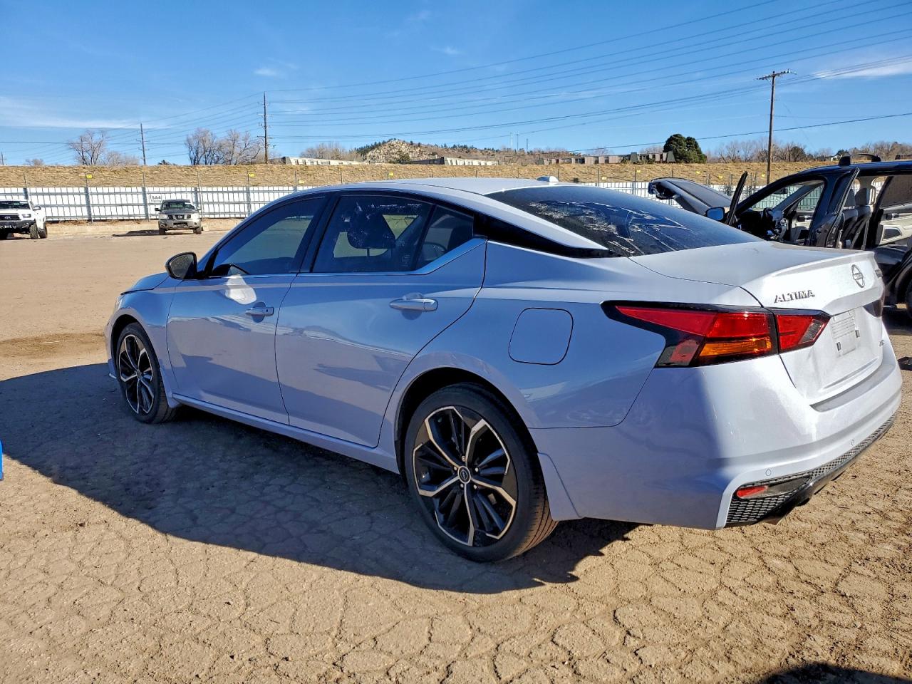 Nissan Altima Sr Image 9