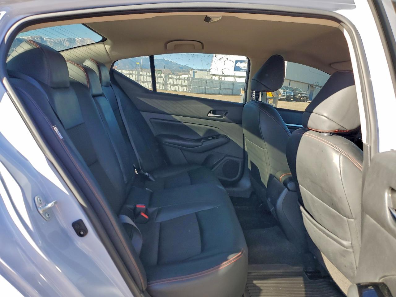 Nissan Altima Sr Image 7