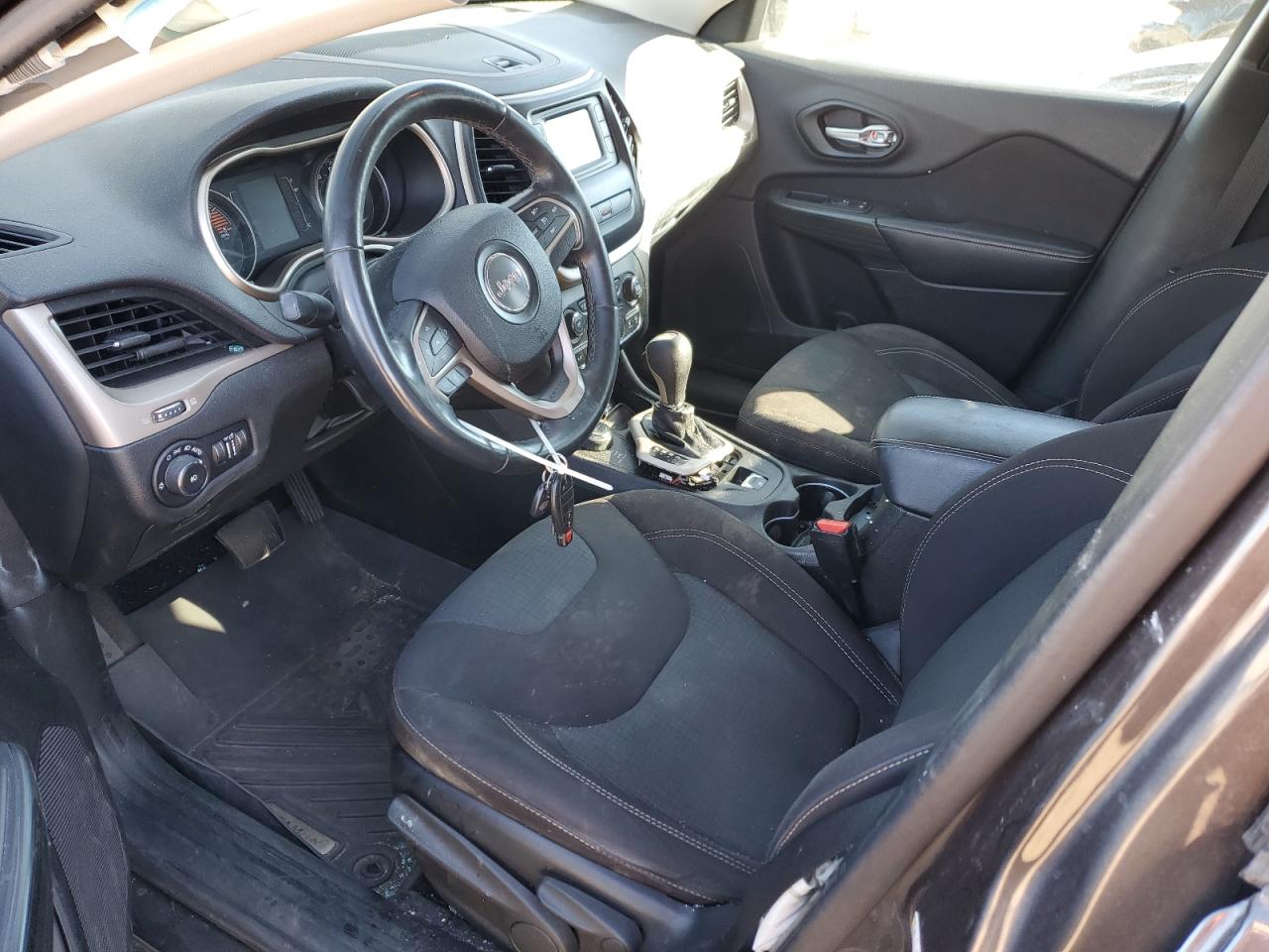 Jeep Cherokee Latitude Image 11