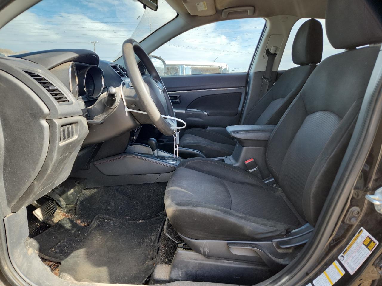 Mitsubishi Outlander Es Image 10