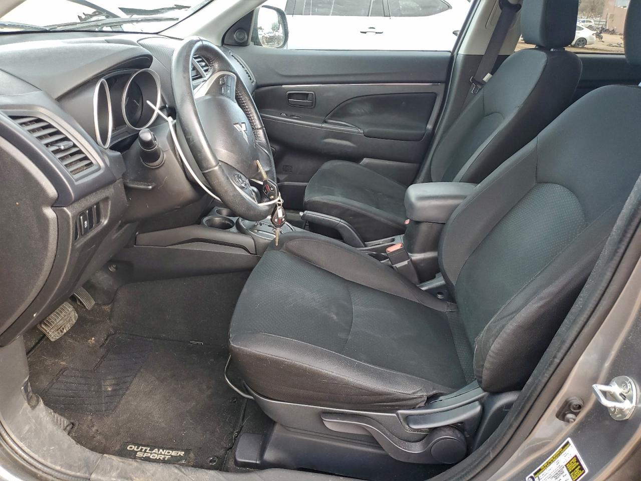 Mitsubishi Outlander Es Image 13