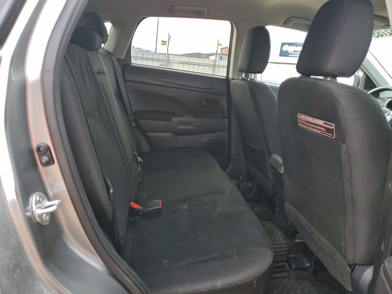 Mitsubishi Outlander Es Image 5