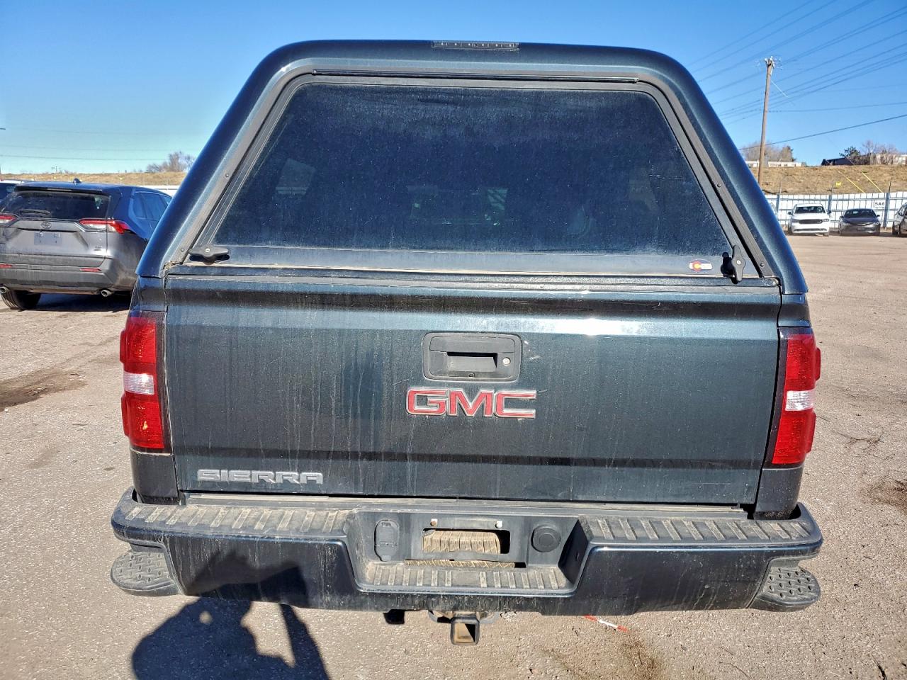 GMC Sierra K1500 Image 2